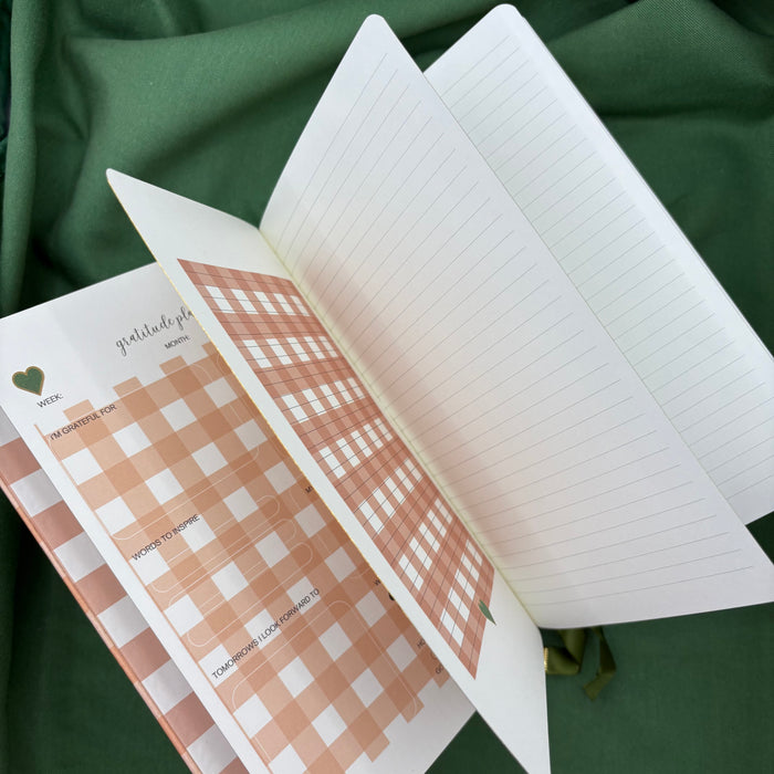 A5 ‘Peach Gingham’ bullet journal notebook Gift Set🎁 ✨